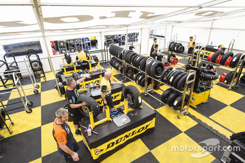 Dunlop tyres