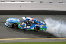 Race winner Aric Almirola, Ford