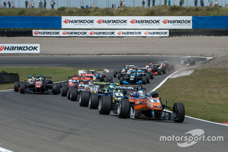 Start, David Beckmann, kfzteile24 Mücke Motorsport Dallara F312 - Mercedes-Benz