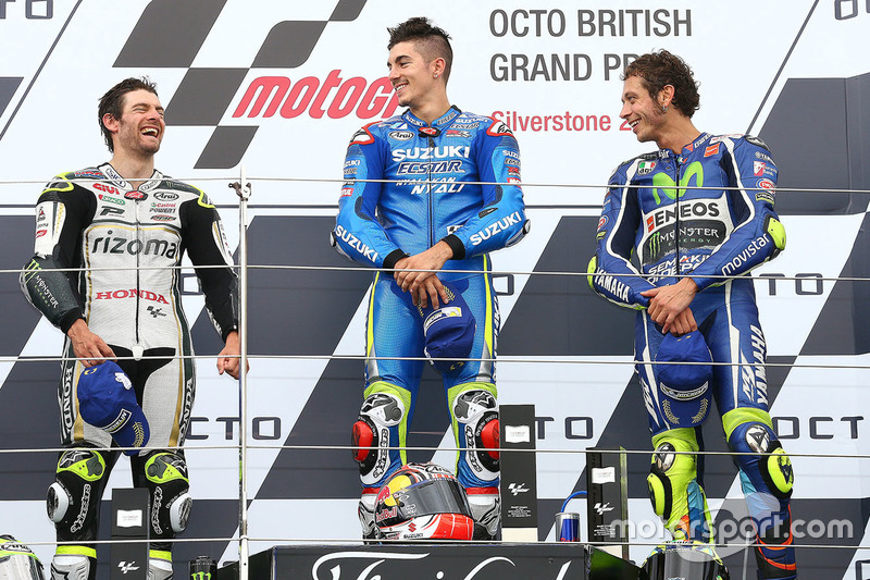 Podio: ganador de la carrera Maverick Viñales, equipo Suzuki MotoGP, segundo lugar Cal Crutchlow, equipo LCR Honda, tercer lugar Valentino Rossi, Yamaha Factory Racing