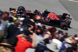Карлос Сайнс-молодший, Scuderia Toro Rosso STR11