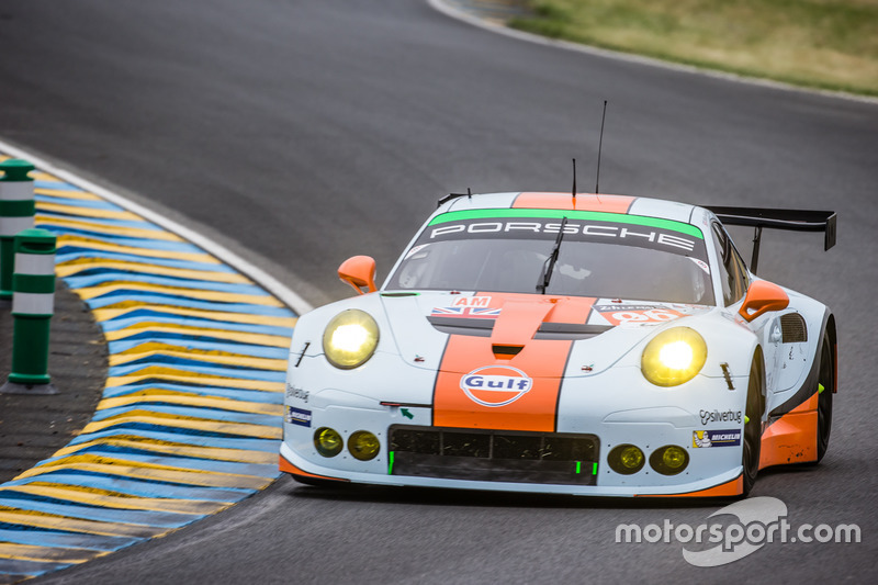 #86 Gulf Racing, Porsche 911 RSR: Michael Wainwright, Adam Carroll, Ben Barker