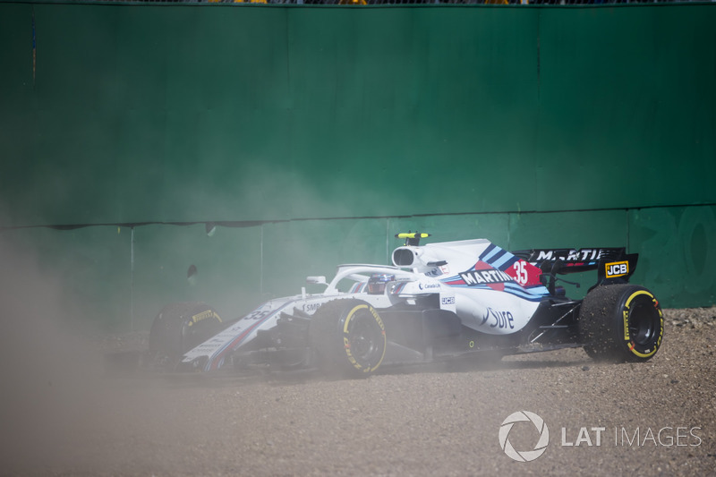 Sergey Sirotkin, Williams FW41, in the gravel