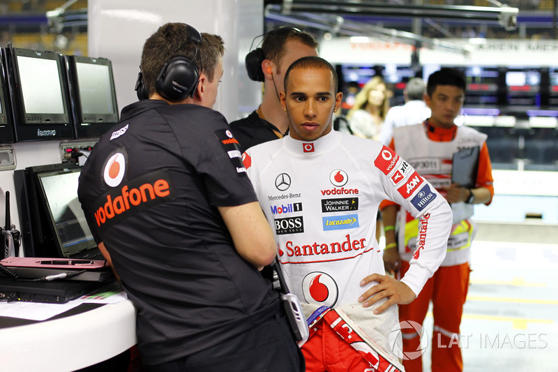 Felipe Massa vs Lewis Hamilton - GP de Singapur 2011