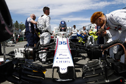 Sergey Sirotkin, Williams FW41, on the grid