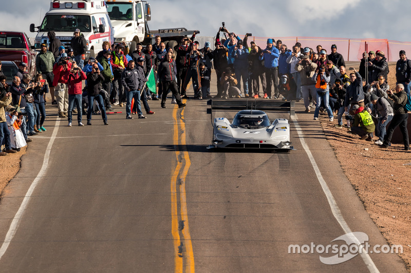 #94 Romain Dumas, Volkswagen I.D. R Pikes Peak