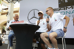 Valtteri Bottas, Mercedes AMG F1, Lewis Hamilton, Mercedes AMG F1, and Bob Constanduros