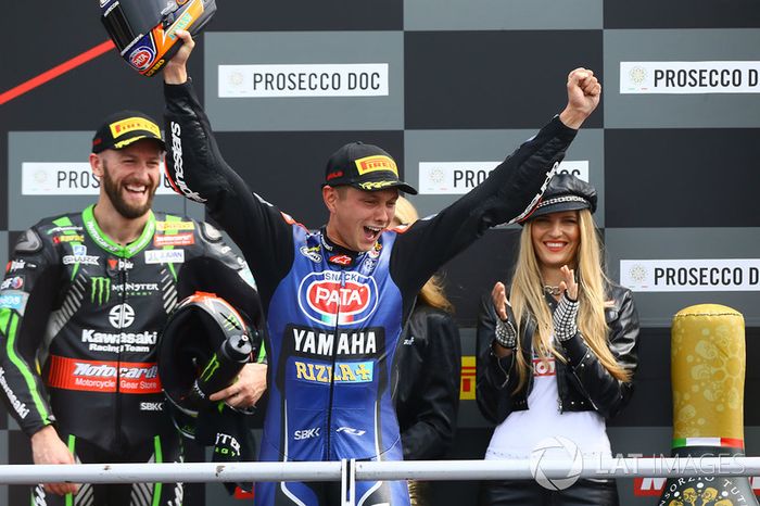 Podio: ganador de la carrera Michael van der Mark, Pata Yamaha