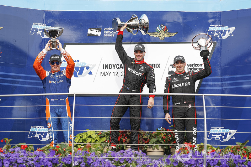 Scott Dixon, Chip Ganassi Racing Honda, Will Power, Team Penske Chevrolet, Robert Wickens, Schmidt Peterson Motorsports Honda, podium