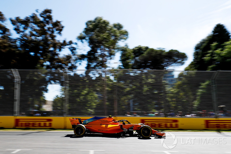 Stoffel Vandoorne, McLaren MCL33 Renault