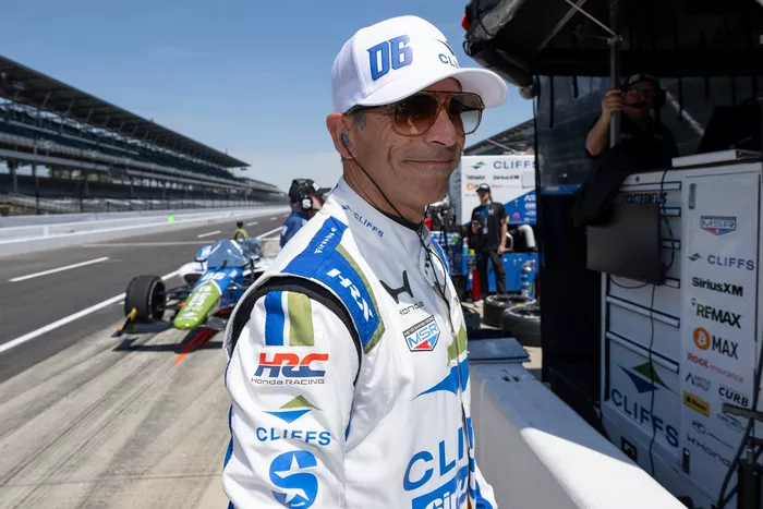  Helio Castroneves , Meyer Shank Racing w/Curb Agajanian Honda