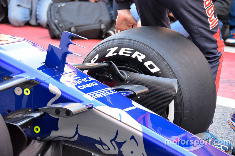 La Scuderia Toro Rosso STR12