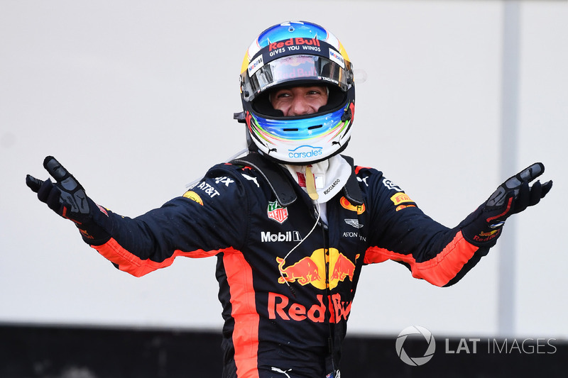 Race winner Daniel Ricciardo, Red Bull Racing celebrates in parc ferme