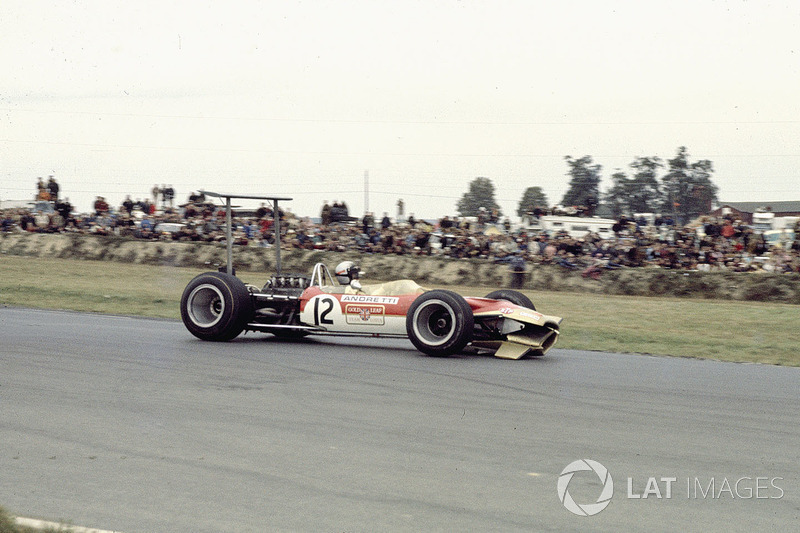 7º Mario Andretti, Lotus 49B, Watkins Glen 1968. Tiempo: 1:04.200