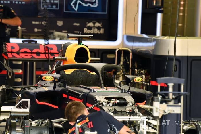Red Bull Racing RB13, halo