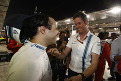 Rob Smedley, Head of Vehicle Performance, Williams, and the team say a fond goodbye to Felipe Massa, Williams, after his final race for the team and in F1