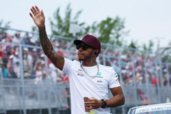 Lewis Hamilton, Mercedes AMG F1, lors de la parade des pilotes