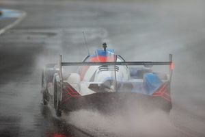 #24 BMW Team RLL BMW M Hybrid V8: Jesse Krohn, Philipp Eng