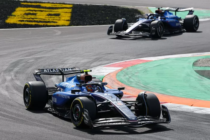 Carlos Sainz, Williams, Alexander Albon, Williams