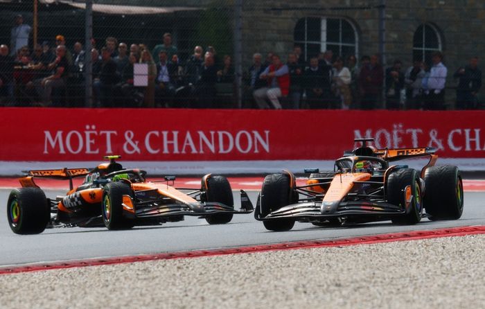 Lando Norris, McLaren, Oscar Piastri