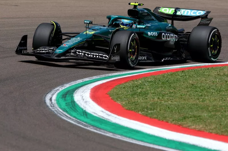 Fernando Alonso, Aston Martin Racing