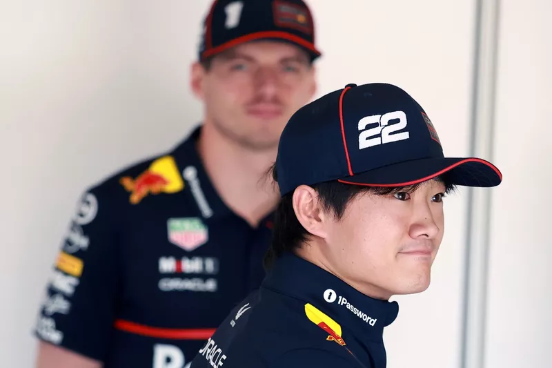 Yuki Tsunoda, Red Bull Racing, Max Verstappen, Red Bull Racing