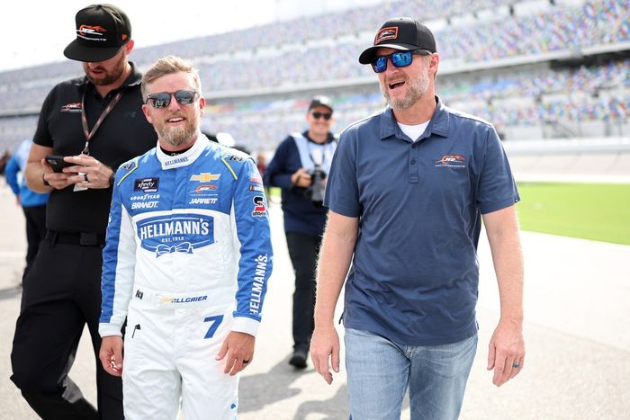 Justin Allgaier, JR Motorsports Chevrolet, Daniel Earnhardt Jr.