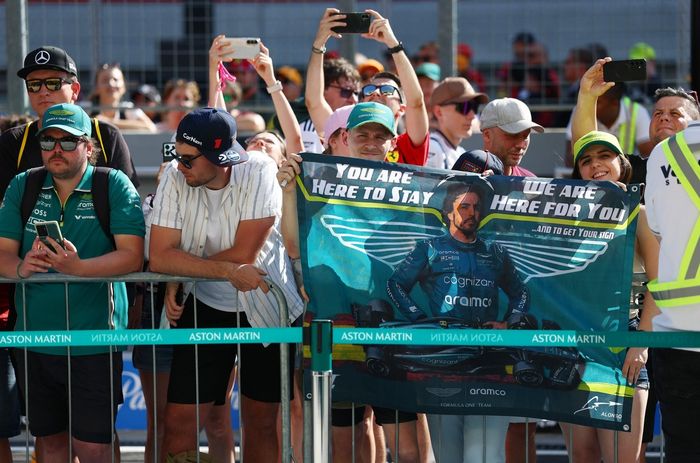 Fernando Alonso, Aston Martin Racing