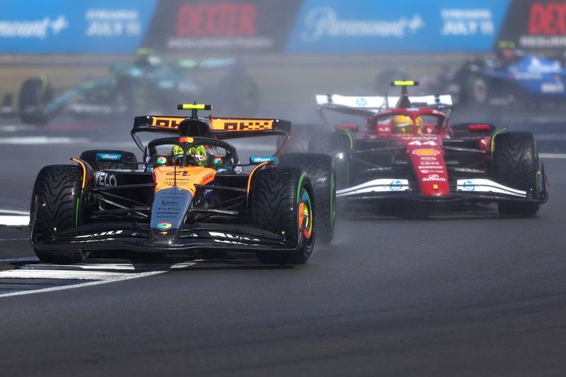 Lewis Hamilton, Ferrari, Lando Norris, McLaren