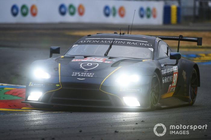 #98 Northwest AMR Aston Martin Vantage AMR de Ian James, Daniel Mancinelli, Alex Riberas