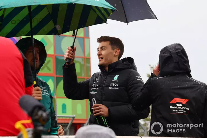 Sebastian Vettel, Aston Martin, George Russell, Mercedes-AMG
