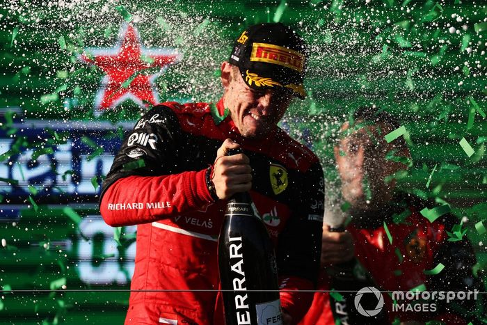 Podio: ganador Charles Leclerc, Ferrari