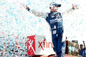 Race winner A.J. Allmendinger, Kaulig Racing, Chevrolet Camaro