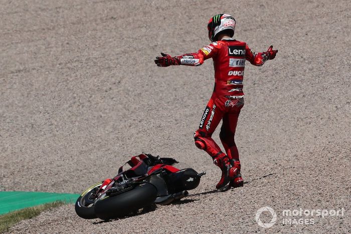 Caída de Francesco Bagnaia, Ducati Team