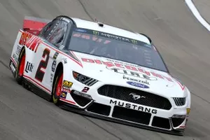Brad Keselowski, Team Penske, Ford Mustang Discount Tire