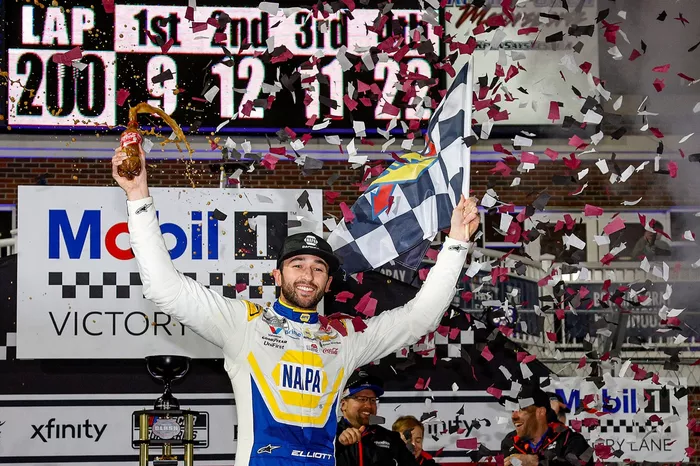 Ganador de la carrera Chase Elliott, Hendrick Motorsports Chevrolet
