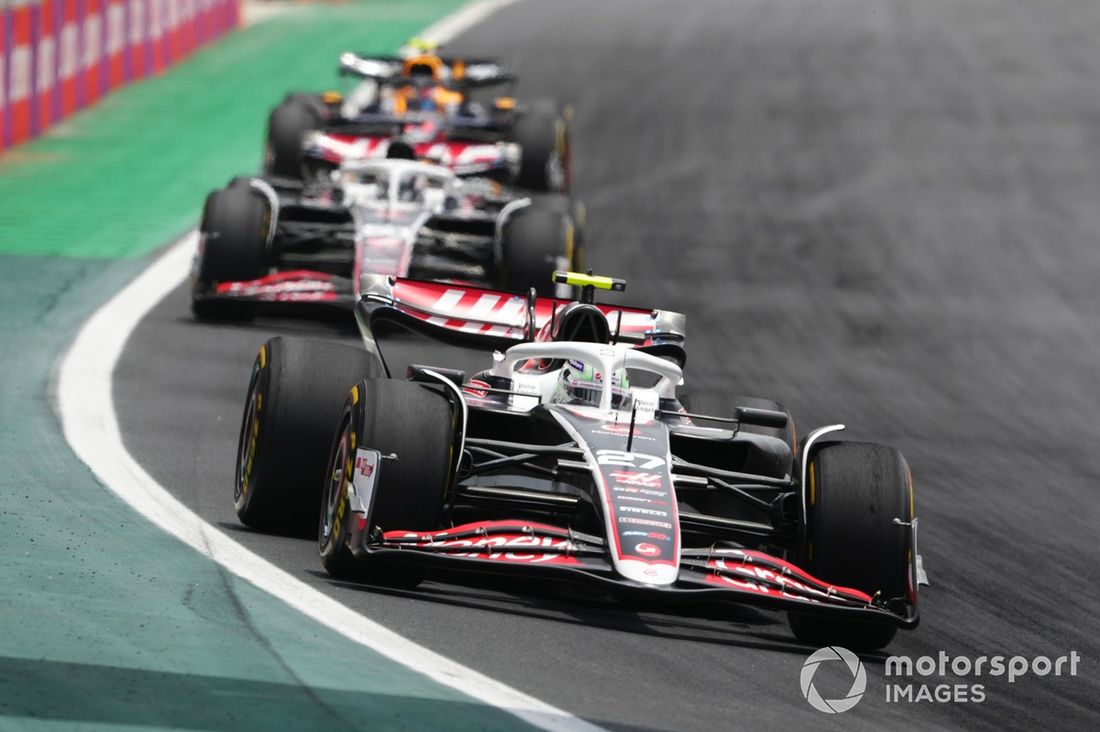 Nico Hulkenberg, Haas VF-24, Oliver Bearman, Haas VF-24 