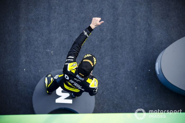 Daniel Ricciardo, Renault F1, 3rd position, celebrates on the podium