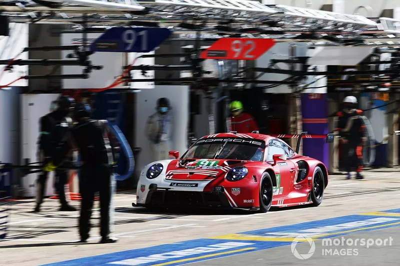 #91 Porsche GT Team Porsche 911 RSR - 19: Gianmaria Bruni, Richard Lietz, Frederic Makowiecki 