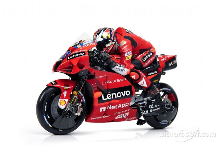 ミニチャンプス 1/12 ドゥカティ MotoGP 2003 ロリス・カピロッシ ミニチャンプス 1/12 ドゥカティ MotoGP 2003 ロリス・カピロッシ