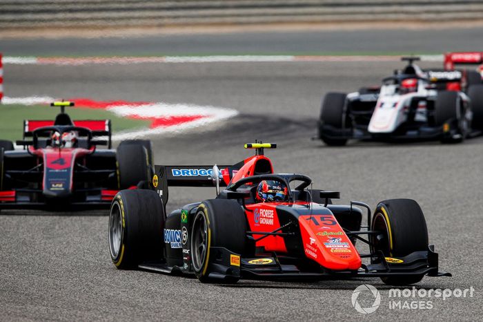 Felipe Drugovich, MP Motorsport y Callum Ilott, UNI-Virtuosi 