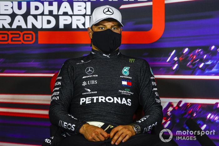 Valtteri Bottas, Mercedes-AMG F1, en la conferencia de prensa después de la carrera