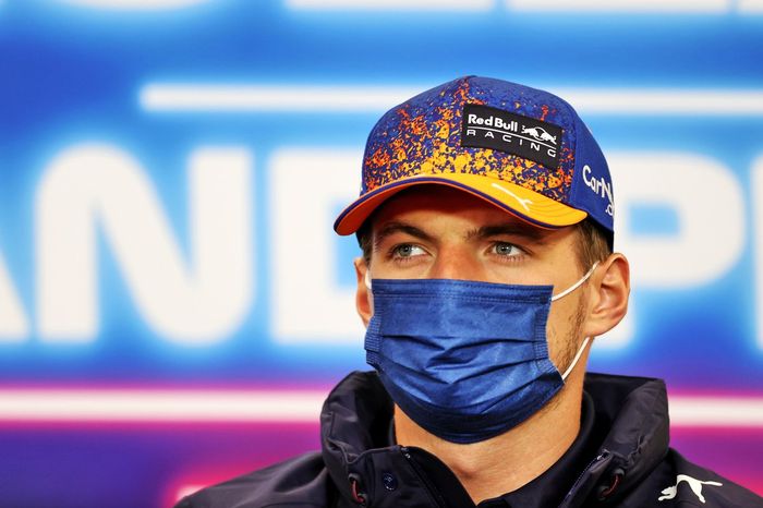 Max Verstappen, Red Bull Racing, en la conferencia de prensa