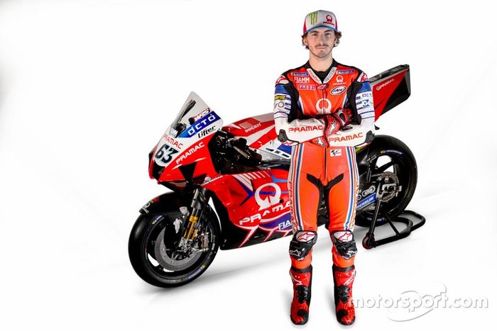 Francesco Bagnaia - 23 anos e 2 meses