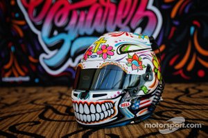 Casco de Daniel Suárez