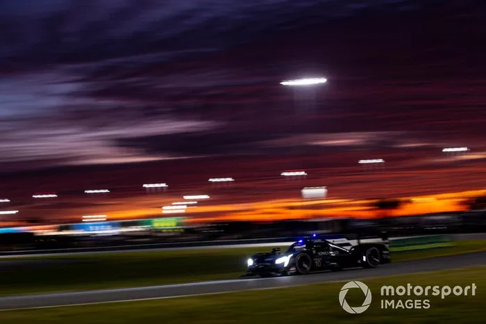 #10 Wayne Taylor Racing Cadillac DPi-V.R. Cadillac DPi, DPi: Renger Van Der Zande, Ryan Briscoe, Scott Dixon, Kamui Kobayashi
