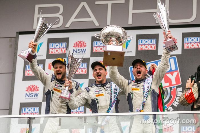 Podium: Winner #7 Bentley Team M-Sport Bentley Continental GT3: Jules Gounon, Maxime Soulet, Jordan Pepper