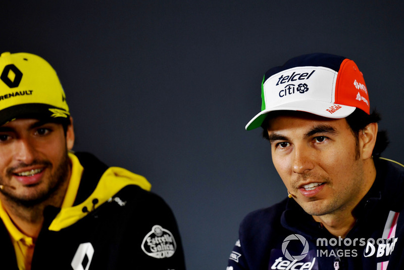 Carlos Sainz Jr., Renault Sport F1 Team et Sergio Perez, Racing Point Force India F1 Team, lors de la conférence de presse