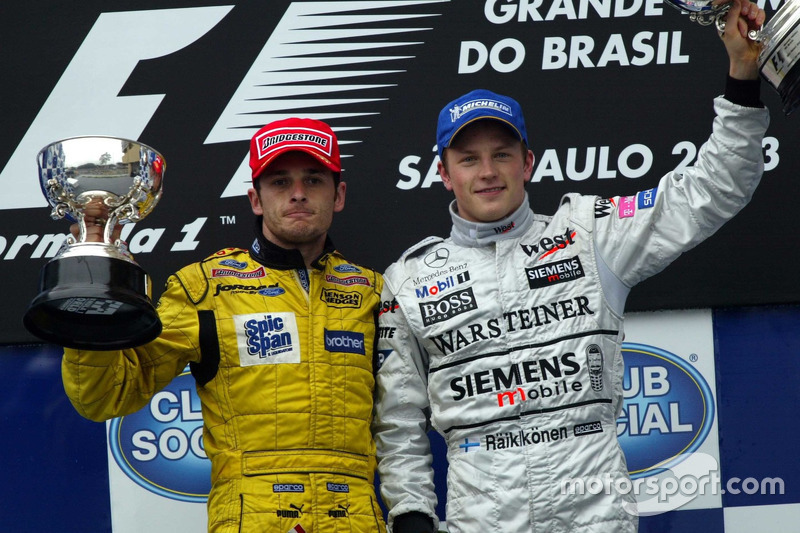 Podio: Giancarlo Fisichella, Jordan y Kimi Raikkonen, McLaren