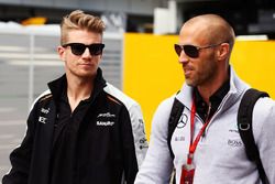 Nico Hulkenberg, Sahara Force India F1 with with Daniel Schloesser, Mercedes AMG F1 Physio